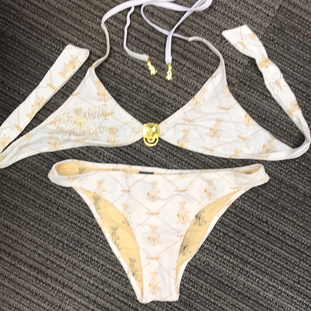 Christian audiger bikini